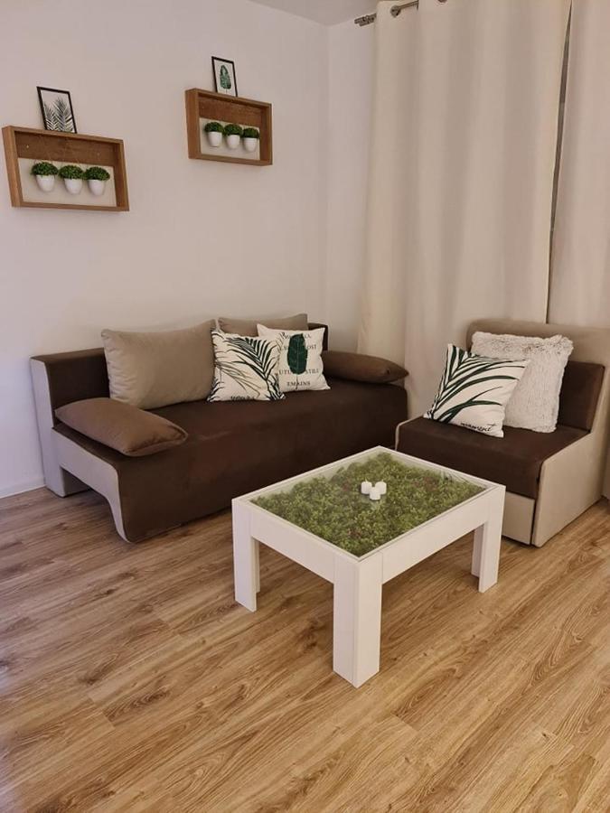 Little Treasure By The Sea Appartement Pomorie Buitenkant foto